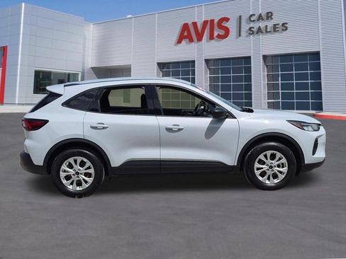 Used 2025 Ford Escape Active AWD/4WD image 5