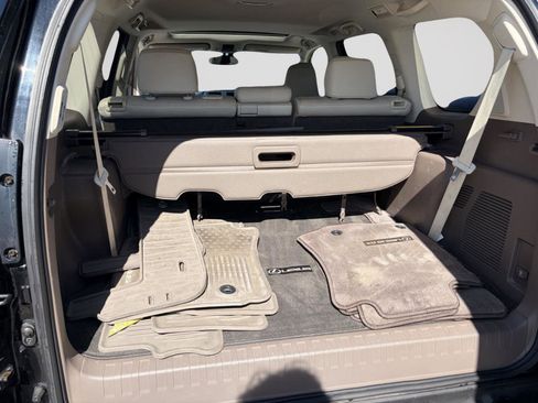 Used 2022 Lexus GX 460 w/ Black Line Special Edition image 10