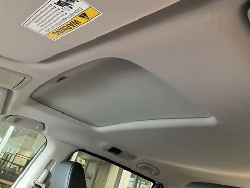 New 2026 Honda Odyssey EX-L image 7