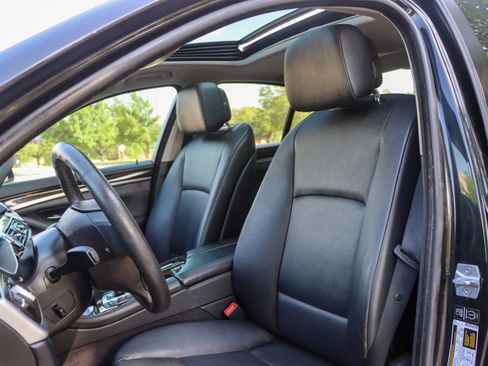 Used 2013 BMW 528i Sedan image 15