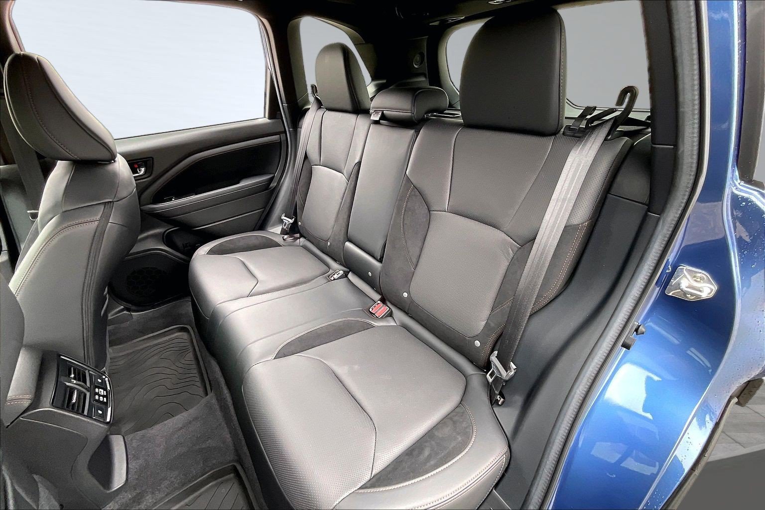 Certified 2026 Subaru Forester Touring AWD/4WD image 27