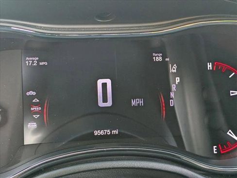 Used 2018 Dodge Durango R/T w/ Technology Group image 8