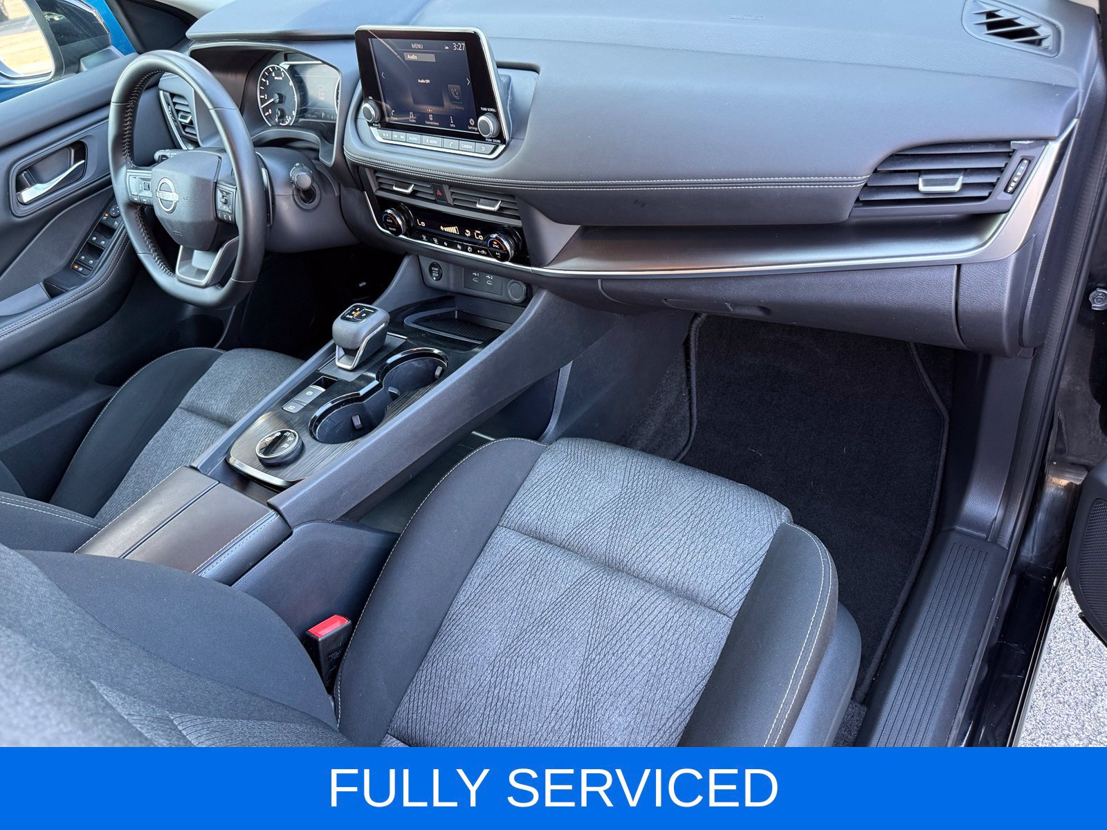 Used 2025 Nissan Rogue SV AWD/4WD image 22