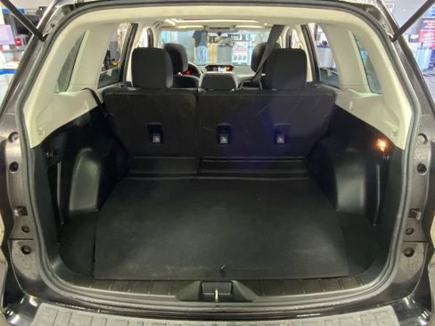 Used 2018 Subaru Forester 2.5i Premium w/ All-Weather Package AWD/4WD image 31