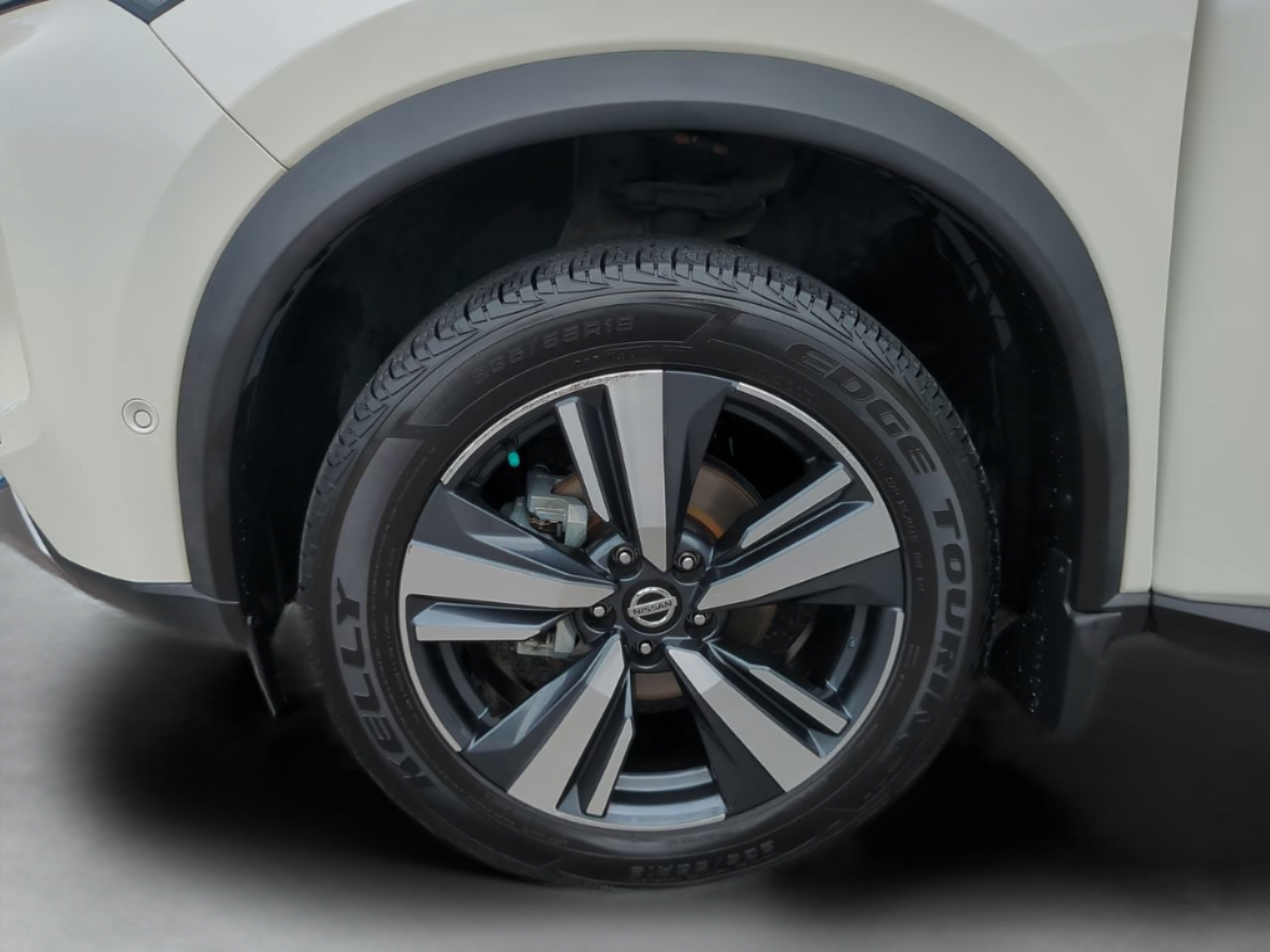 Used 2021 Nissan Rogue Platinum FWD image 32