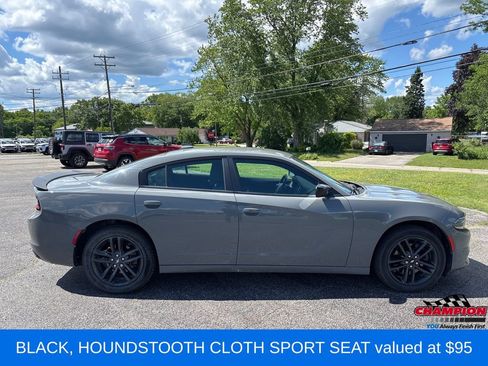Used 2019 Dodge Charger SXT w/ Driver Confidence Group AWD/4WD image 6