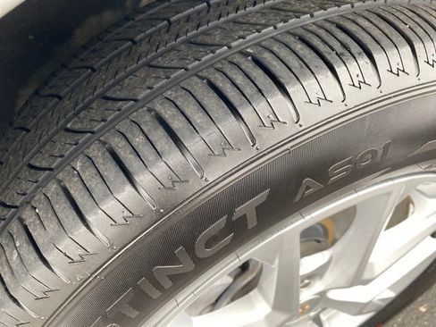 Certified 2024 Chevrolet Equinox LT image 22