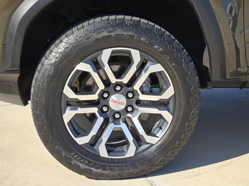 Used 2024 GMC Canyon AT4 w/ Canyon Safety Plus Package image 13