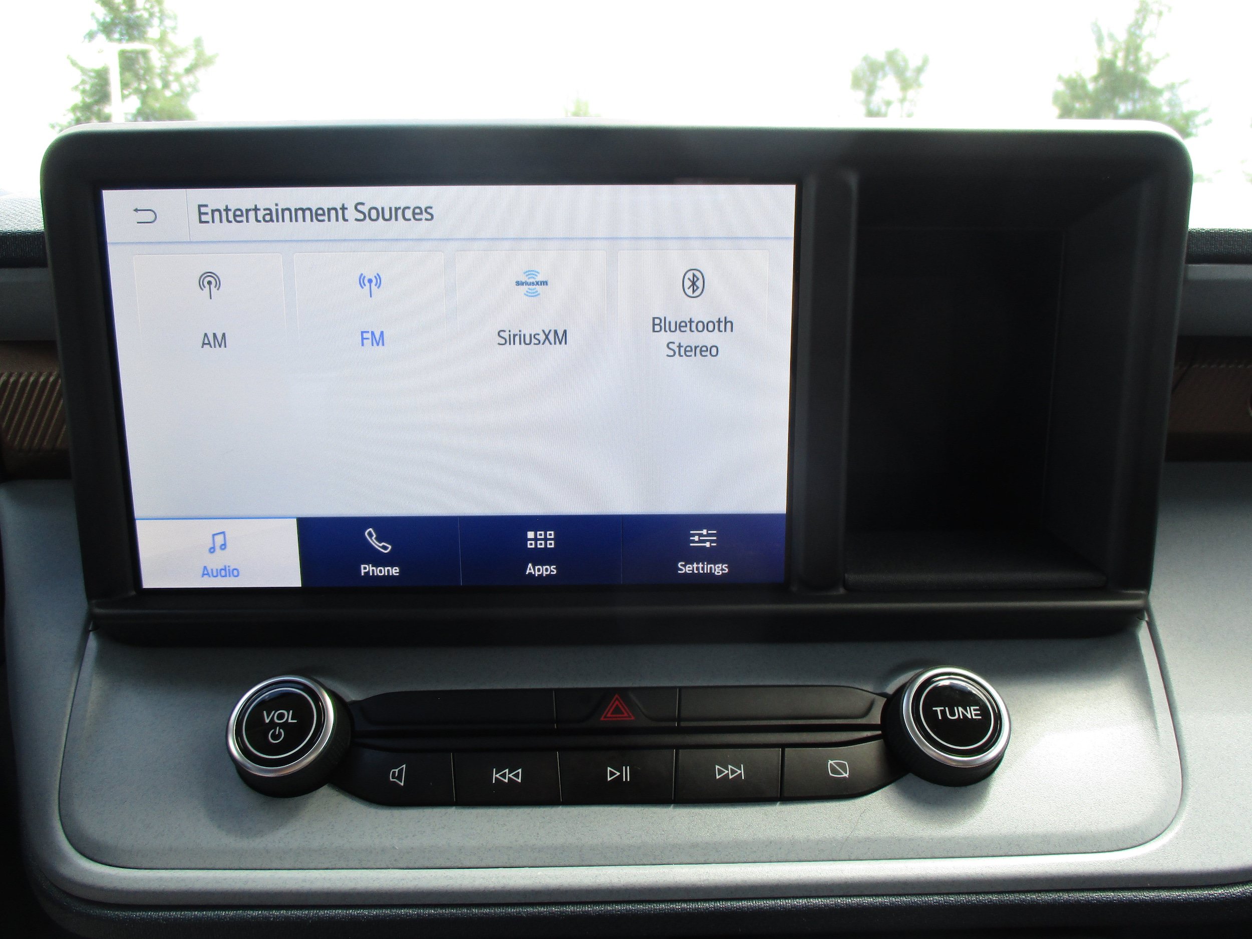 Used 2022 Ford Maverick Lariat w/ Lariat Luxury Package FWD image 25