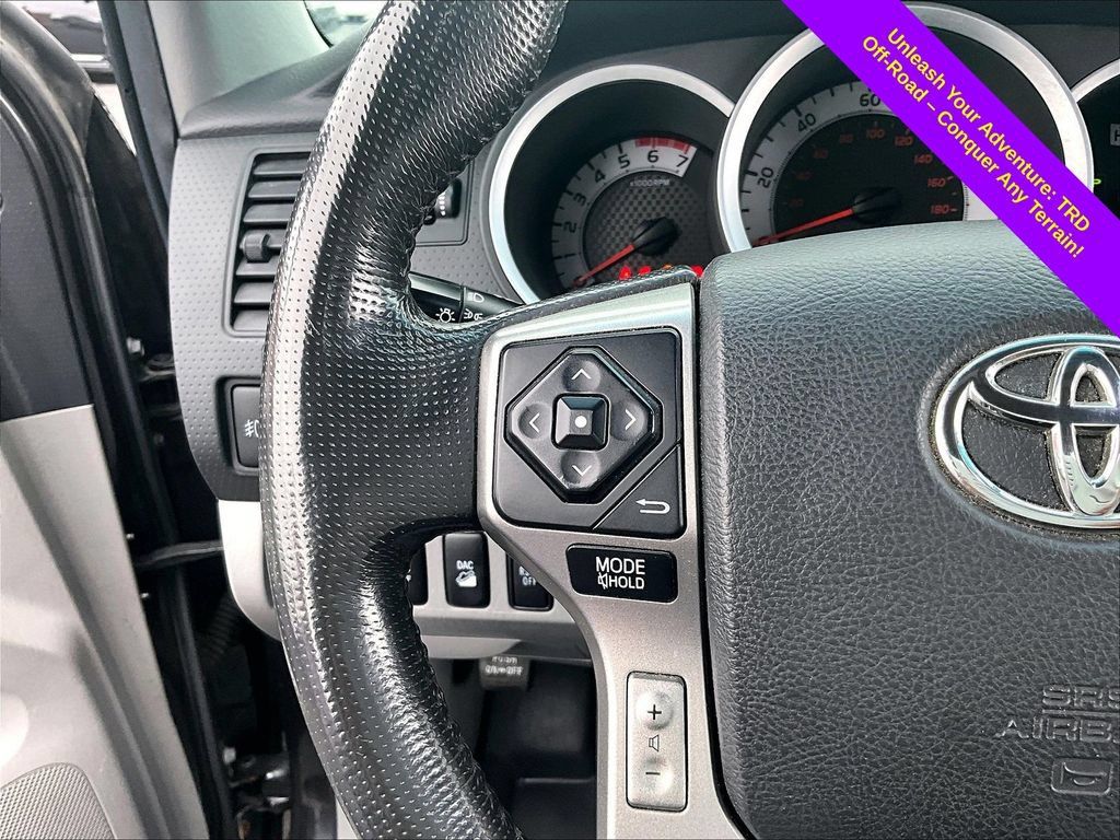 Used 2015 Toyota Tacoma 4x4 Double Cab w/ TRD Off-Road Package image 19