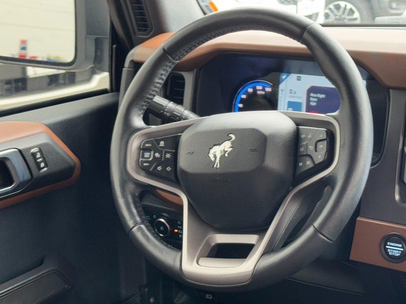 Used 2024 Ford Bronco Outer Banks AWD/4WD image 11