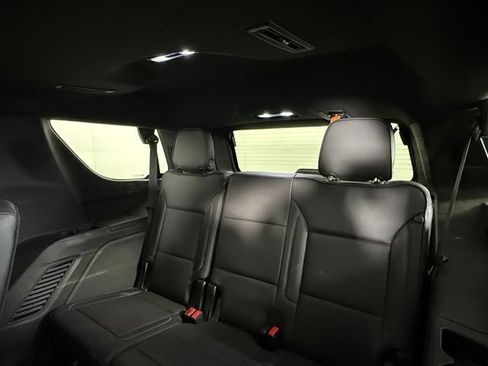 Used 2021 GMC Yukon Denali w/ Denali Ultimate Package AWD/4WD image 26