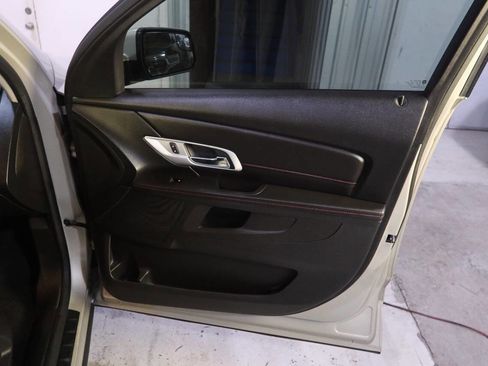 Used 2013 GMC Terrain SLE image 30