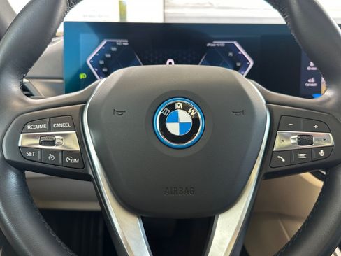 Used 2024 BMW i4 eDrive35 w/ Convenience Package RWD image 29