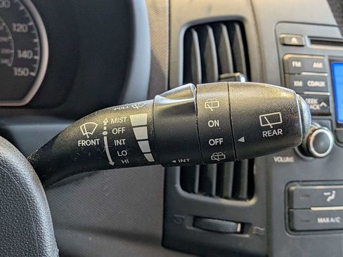 Used 2012 Hyundai Elantra GLS image 22