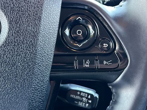 Used 2022 Toyota Prius Prime LE FWD image 29