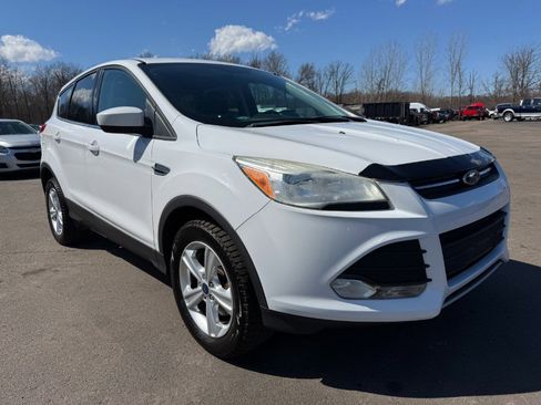 Used 2015 Ford Escape SE image 7