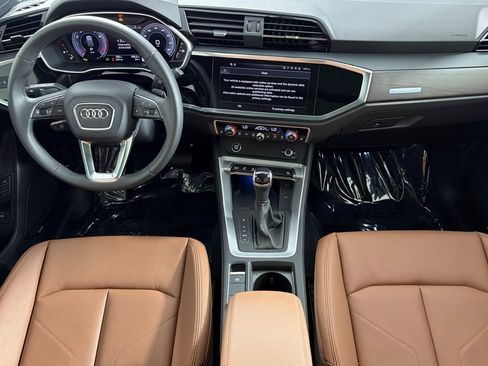 Used 2025 Audi Q3 2.0T Premium Plus w/ Premium Plus Package AWD/4WD image 12