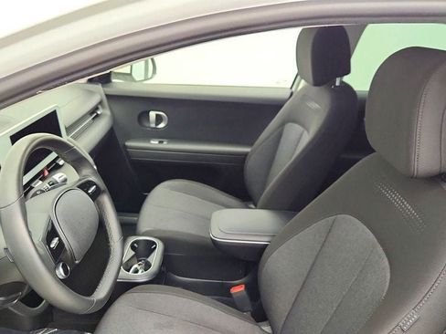 Used 2022 Hyundai Ioniq 5 SE image 19