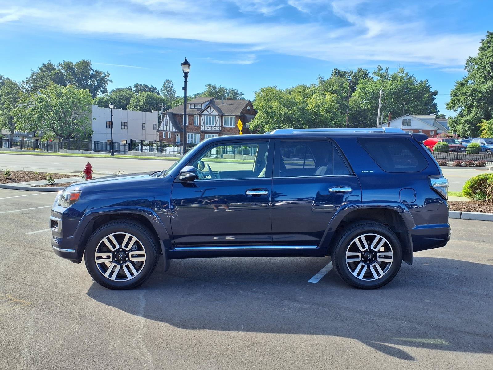 Certified 2023 Toyota 4Runner Limited AWD/4WD image 30