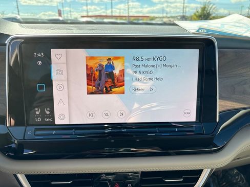 New 2026 Volkswagen Atlas SE image 18