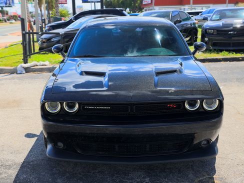 Used 2015 Dodge Challenger R/T Scat Pack w/ Scat Pack Appearance Package image 24