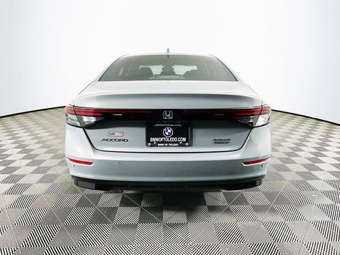 Used 2024 Honda Accord Touring image 8