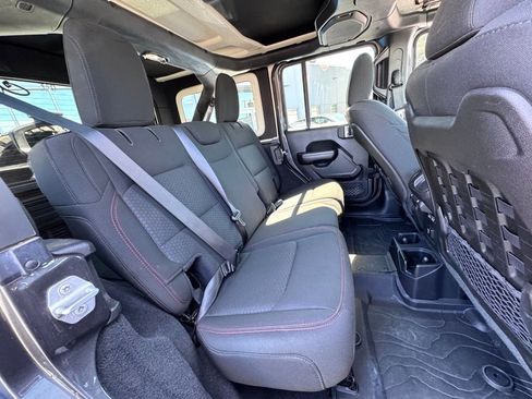 Certified 2020 Jeep Wrangler Unlimited Rubicon AWD/4WD image 20
