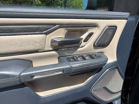 Used 2020 RAM 1500 Limited image 15