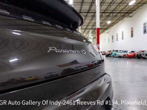 Used 2016 Porsche Panamera 4S AWD/4WD image 24