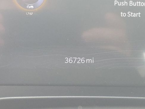 Used 2023 Jeep Grand Cherokee Altitude RWD image 11