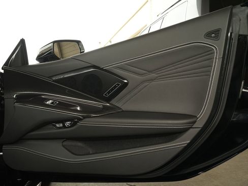 Used 2026 Chevrolet Corvette Z06 w/ Stealth Interior Trim Package RWD image 26