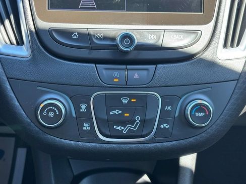 Used 2024 Chevrolet Malibu RS FWD image 23