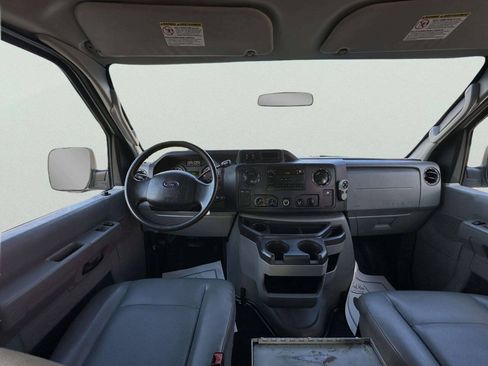Used 2012 Ford E-250 and Econoline 250 w/ PWR Group RWD image 18