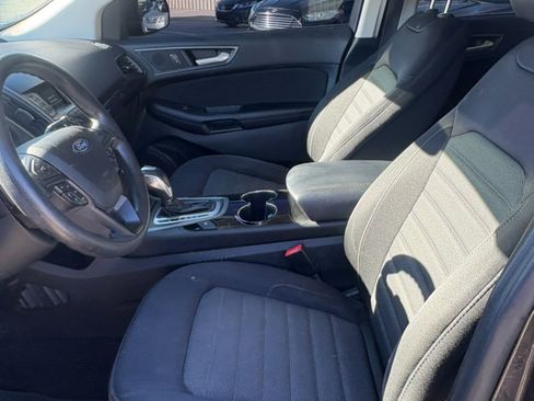 Used 2016 Ford Edge SE image 17