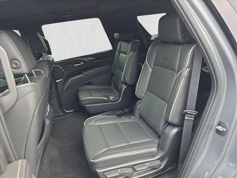 Used 2022 Cadillac Escalade Sport AWD/4WD image 14
