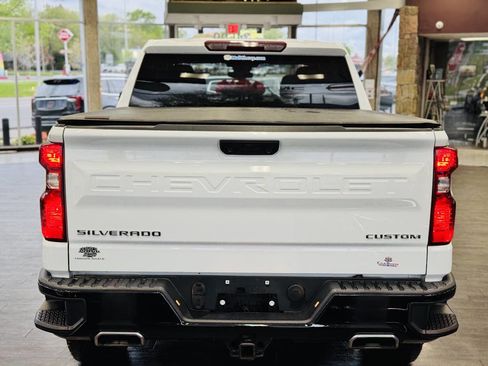 Used 2023 Chevrolet Silverado 1500 Custom Trail Boss AWD/4WD image 10