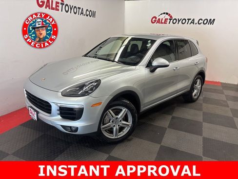 Used 2015 Porsche Cayenne S AWD/4WD image 1