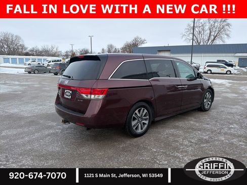 Used 2015 Honda Odyssey Touring Elite image 11
