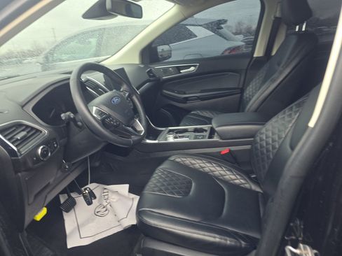 Used 2024 Ford Edge Titanium AWD/4WD image 13