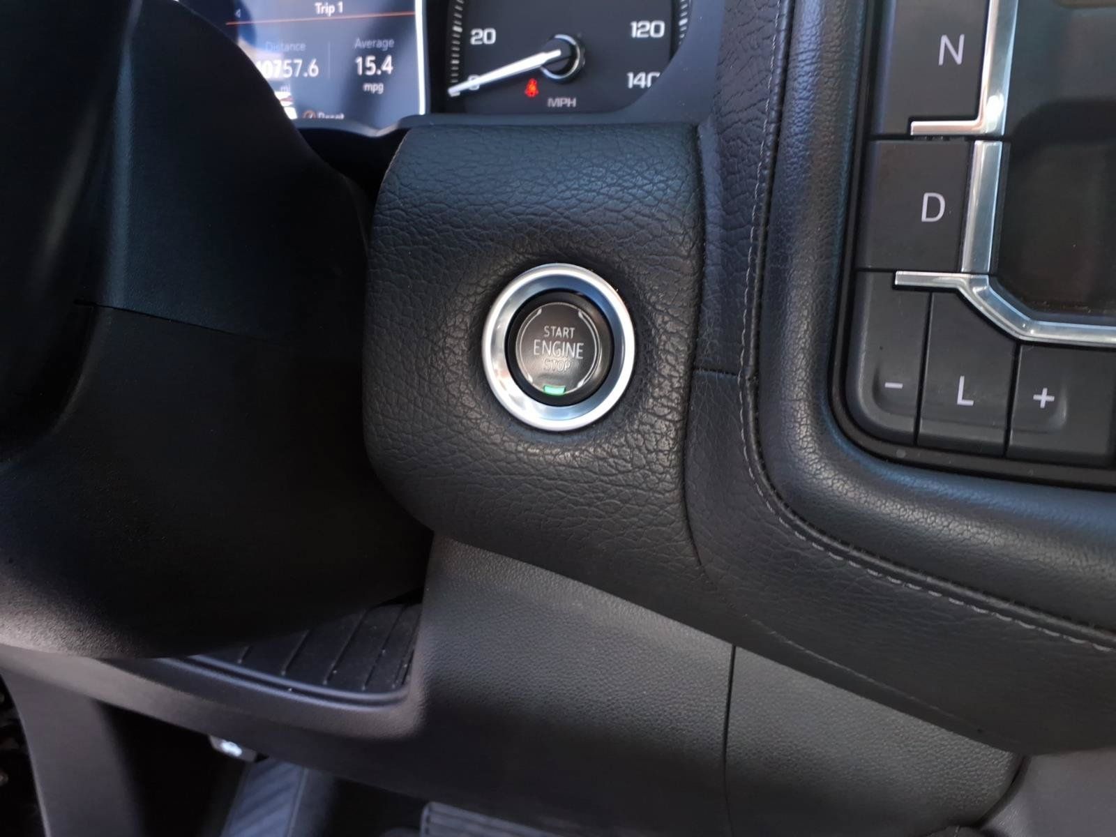 Used 2021 GMC Yukon Denali w/ LPO, Illumination Package AWD/4WD image 13