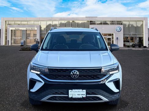 Certified 2022 Volkswagen Taos S image 2