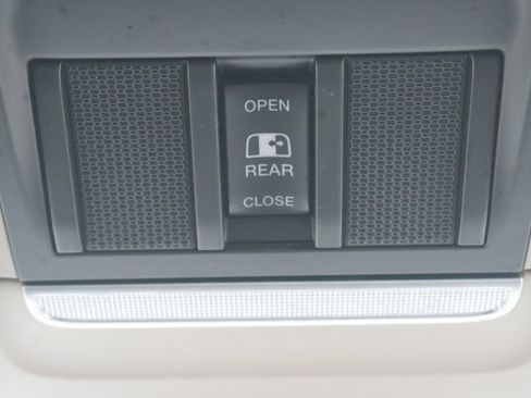 Used 2020 RAM 1500 Big Horn image 28