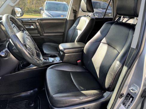 Used 2016 Toyota 4Runner Trail Premium image 13