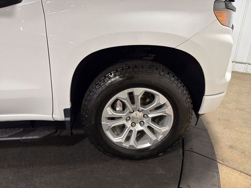 Used 2023 Chevrolet Silverado 1500 Custom w/ LPO, Dark Essentials Package image 36