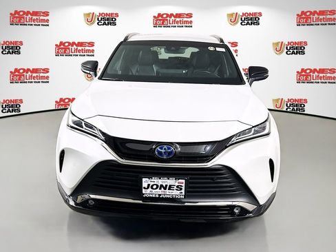 Certified 2023 Toyota Venza Nightshade image 12