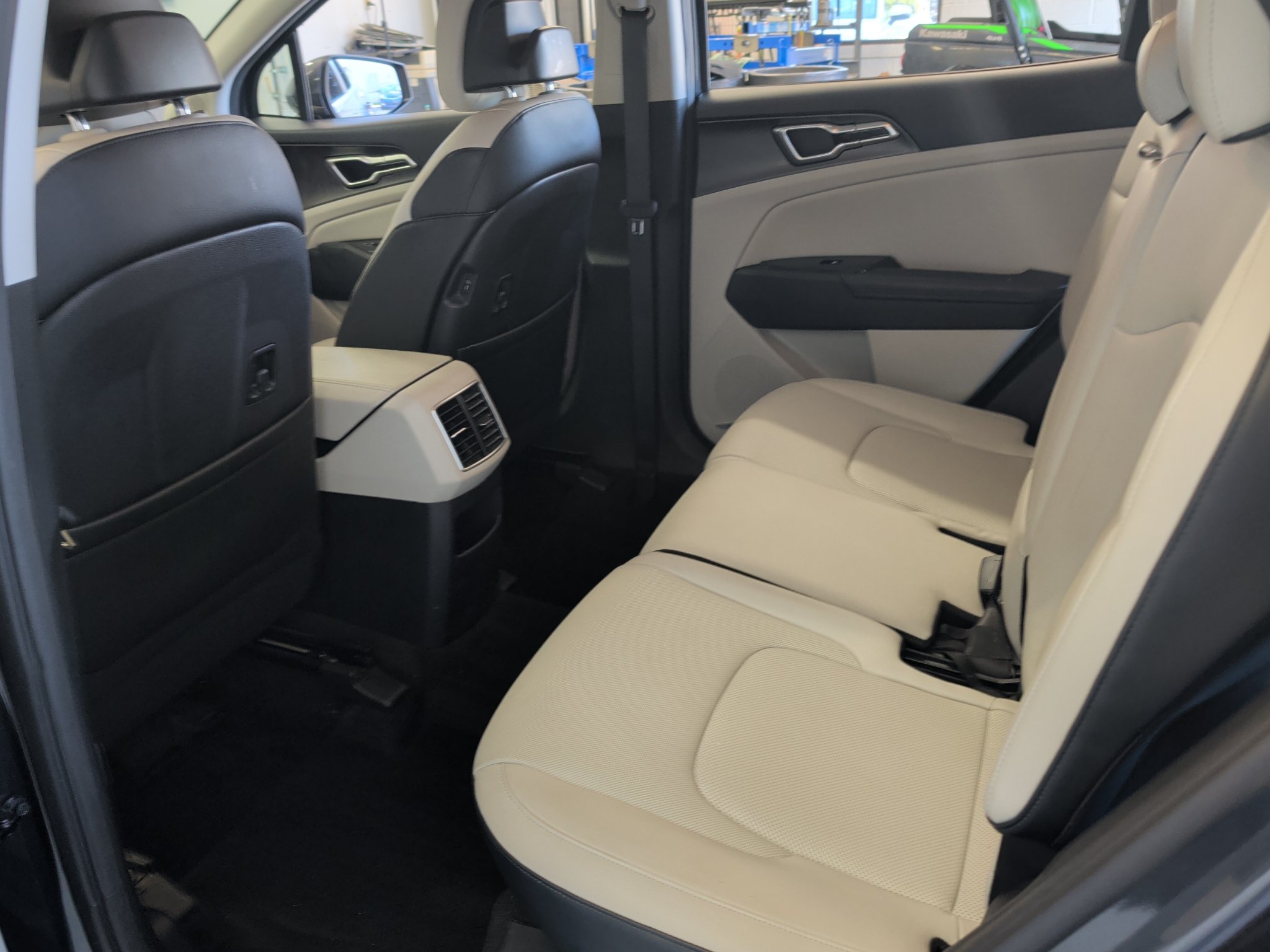 Certified 2023 Kia Sportage EX FWD image 14