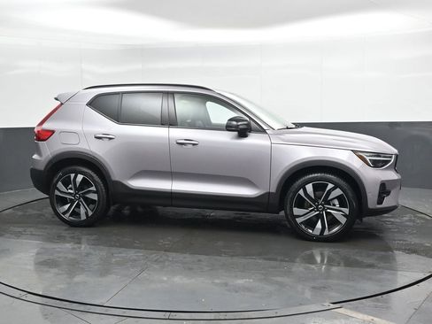 New 2026 Volvo XC40 B5 Ultra w/ Protection Package Premier AWD/4WD image 3