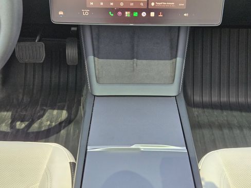 Used 2025 Tesla Model 3 Long Range RWD image 18