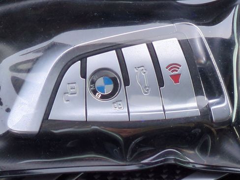 Used 2023 BMW X6 M Competition w/ Competition Package image 36